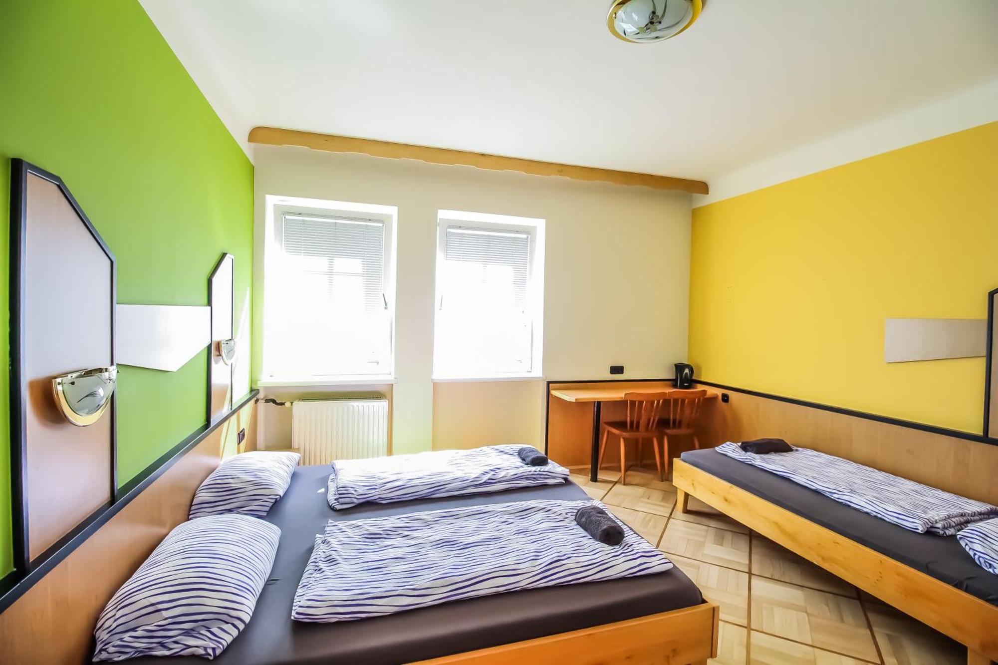 Cozy Rooms - U3 Hutteldorferstrasse Βιέννη Εξωτερικό φωτογραφία