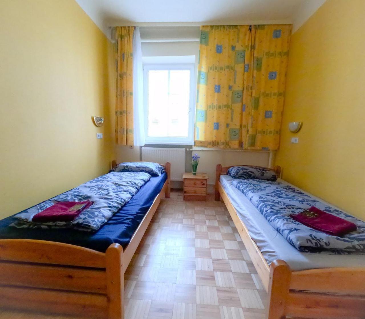Cozy Rooms - U3 Hutteldorferstrasse Βιέννη Εξωτερικό φωτογραφία