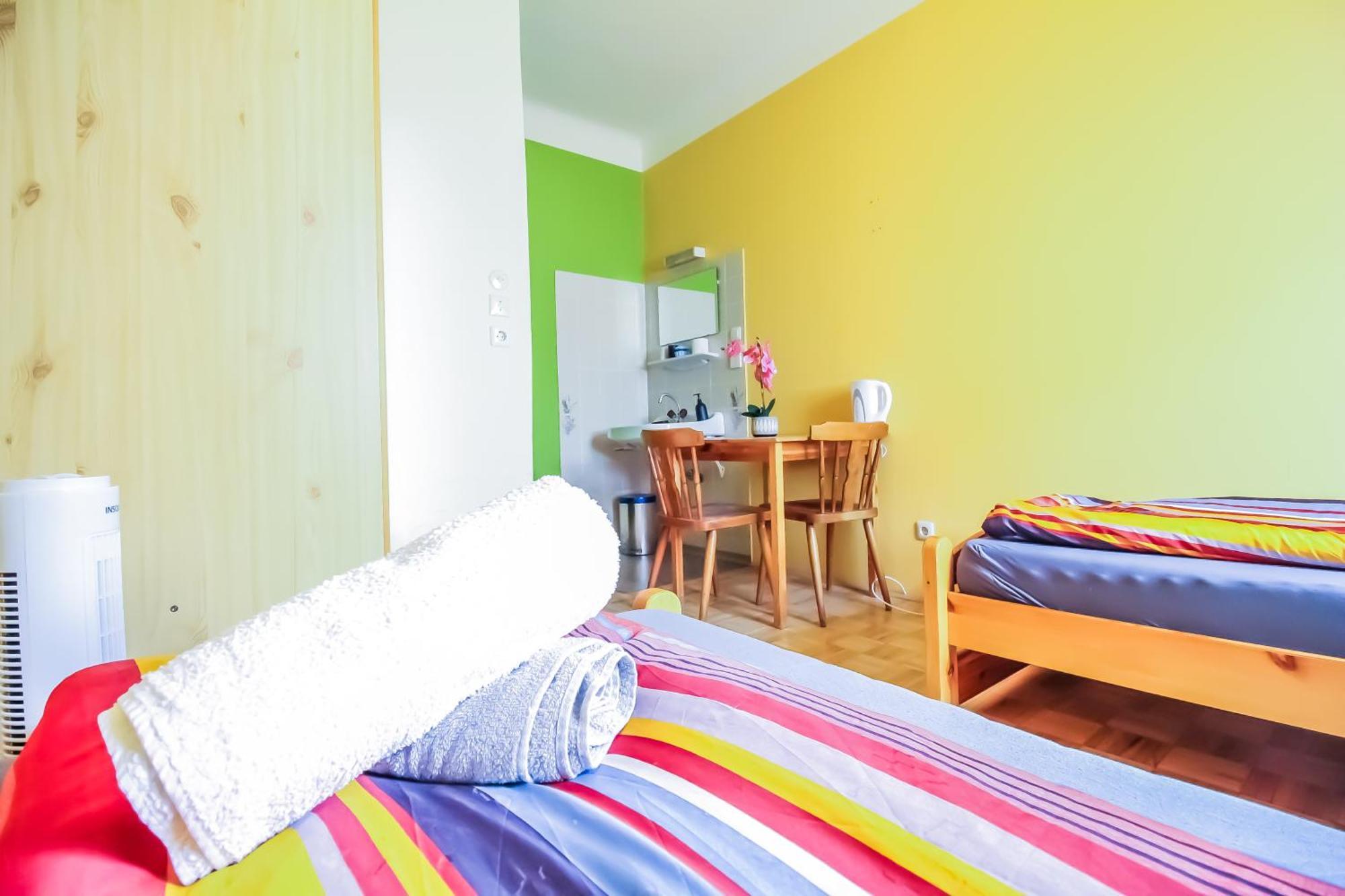 Cozy Rooms - U3 Hutteldorferstrasse Βιέννη Εξωτερικό φωτογραφία