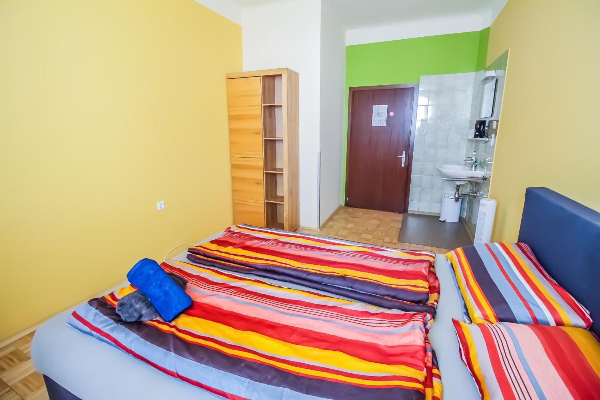 Cozy Rooms - U3 Hutteldorferstrasse Βιέννη Εξωτερικό φωτογραφία