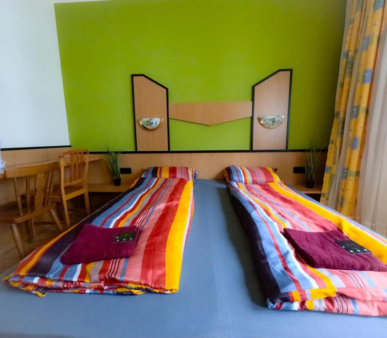 Cozy Rooms - U3 Hutteldorferstrasse Βιέννη Εξωτερικό φωτογραφία