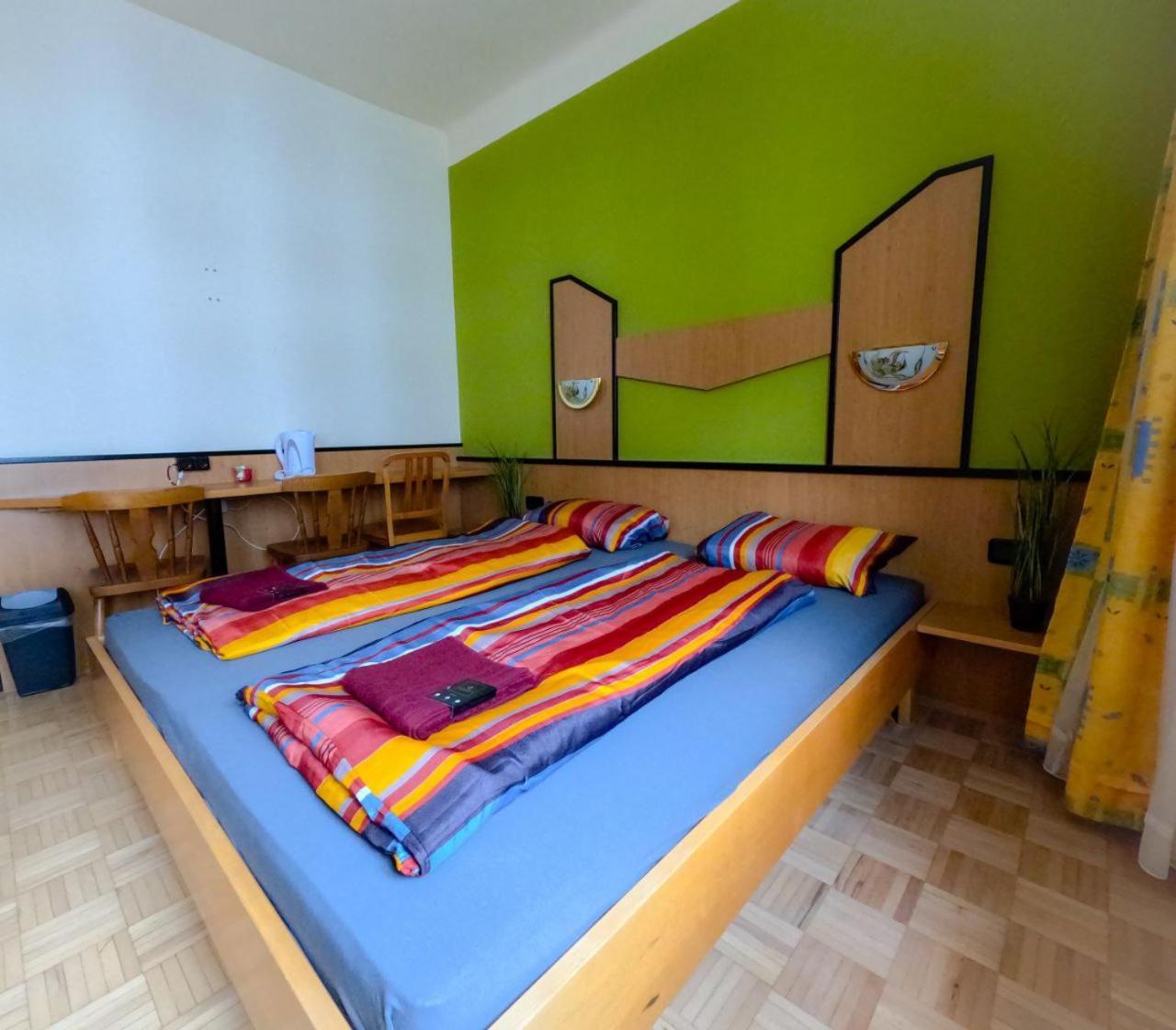 Cozy Rooms - U3 Hutteldorferstrasse Βιέννη Εξωτερικό φωτογραφία